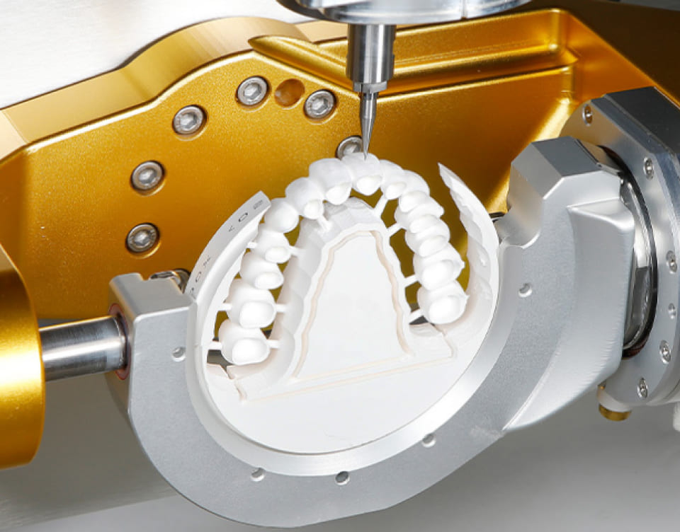더스퀘어치과 | 더스퀘어치과 첨단 장비 턱관절 밀링 블럭 High Quality Milling Block