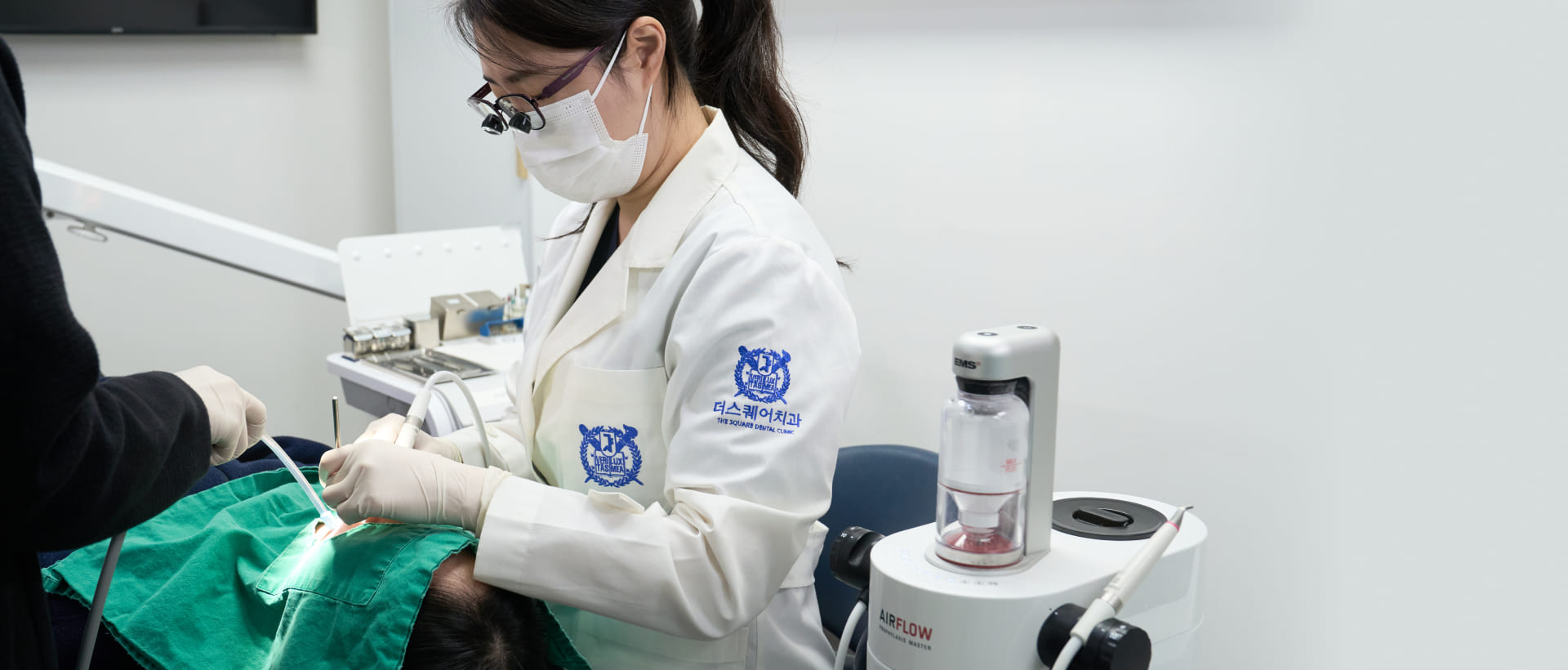 더스퀘어치과 | Shop&Spa