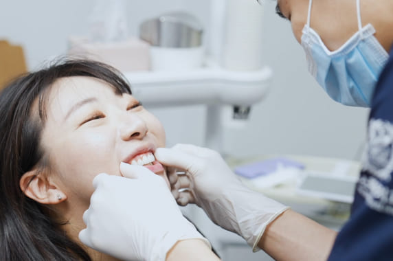 더스퀘어치과 | 차별화된 라미네이트 섬세한 교합조정